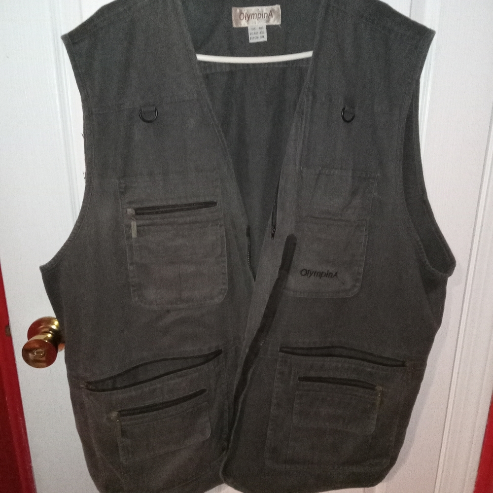 OlympinA 6XL Vest